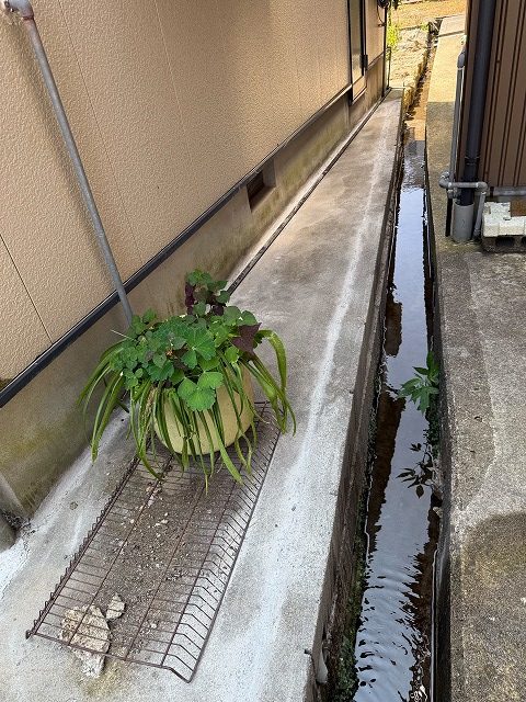 コンクリート　ひび割れ　補修後