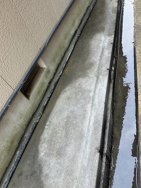 コンクリート　ひび割れ　補修後