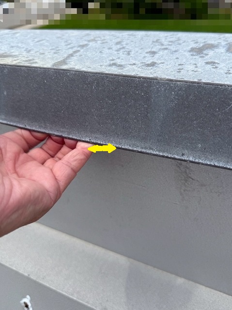 笠木　劣化サビ　施工前