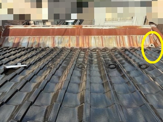 雨漏り　屋根　水切り笠木取合板金劣化　施工前