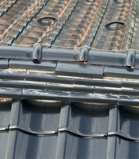 瓦 棟ズレ 漆喰剥がれ 棟積み直し 施工前