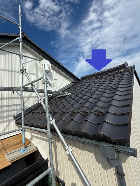 棟積み直し工事　棟歪み　施工前