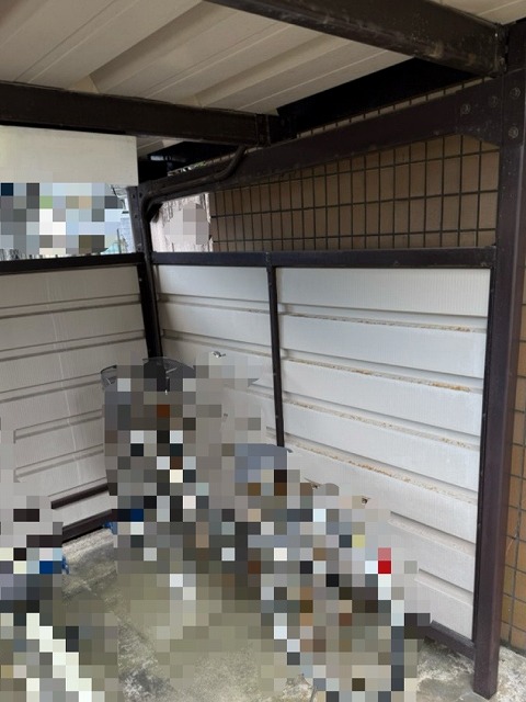 マンション　駐輪場　腰パネル　脱着工事
