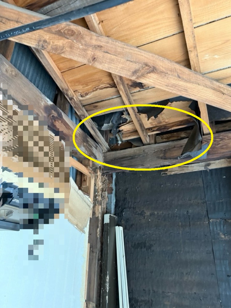 雨漏り　波トタン　屋根・パラペット・谷樋　葺き替え