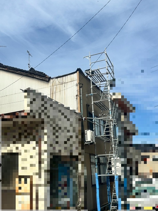 雨漏り工事開始