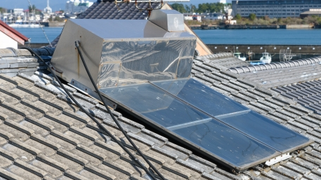 太陽熱温水器の撤去