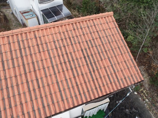 上からみた屋根の写真