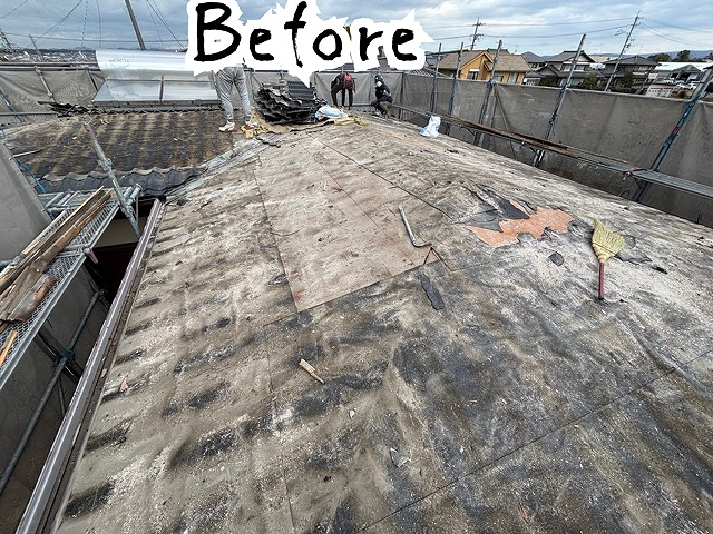 瀬戸市坂上町にて立平ガルバリウム板金屋根施工前の様子