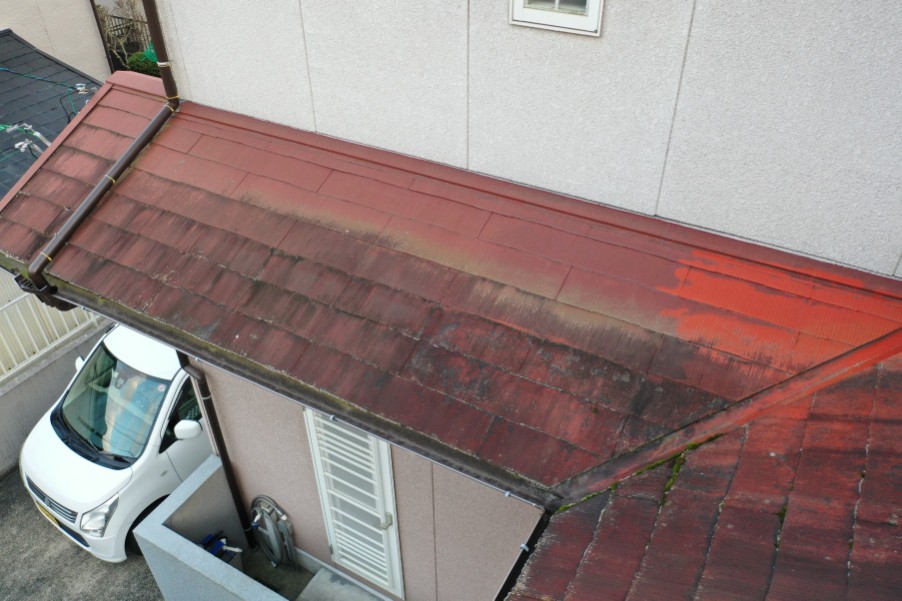 上から見た屋根の写真