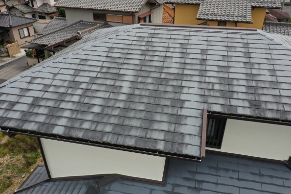 上から見た屋根の写真