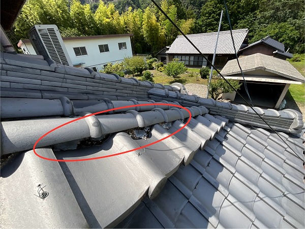 多治見市にて棟が今にも崩れそうな様子２