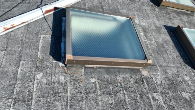 多治見市滝呂町　トップライト