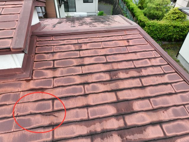 可児市　瓦にひび