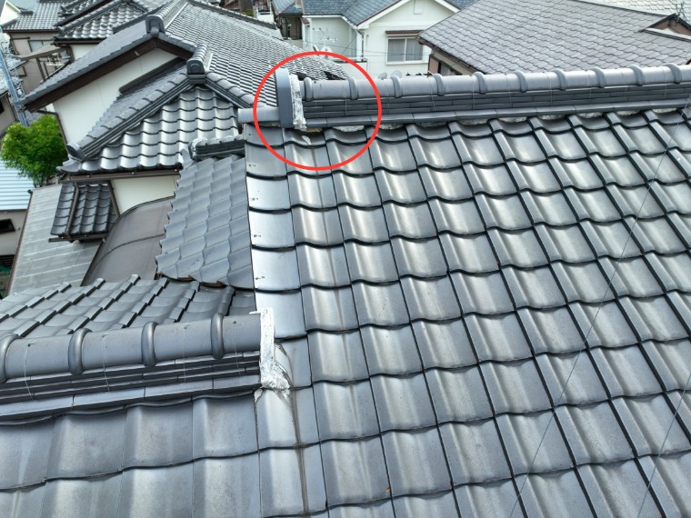 漆喰が取れている写真