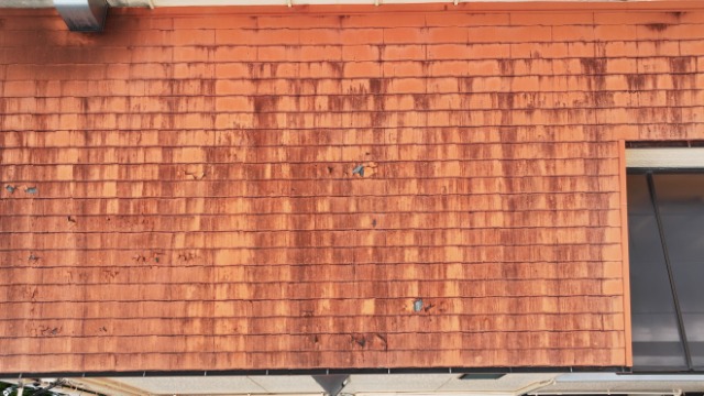 瀬戸市　屋根の塗装剥がれ