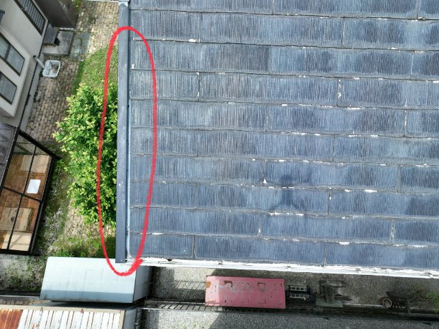 多治見市赤坂町　瓦のずれ