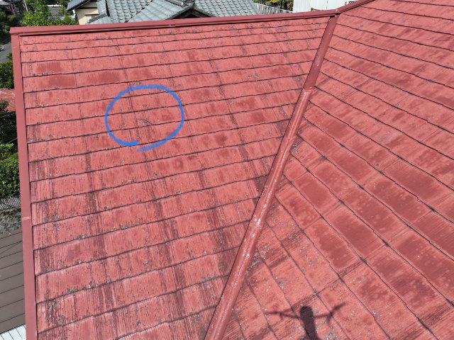 多治見市脇之島町　瓦にひび