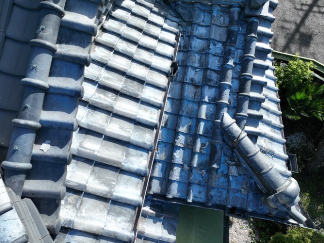 瀬戸市穴田町　瓦の割れ