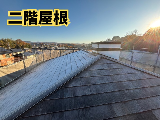 多治見市幸町 二階屋根の施工前全景の様子