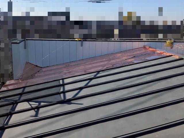 結城市　銅板屋根部分葺き替え・内壁張り替え　施工後の写真