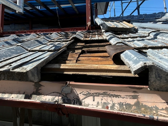 軒天破損は「軒天以外」が原因の場合が多い