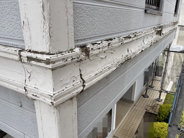 交換前の傷んでいた帯板