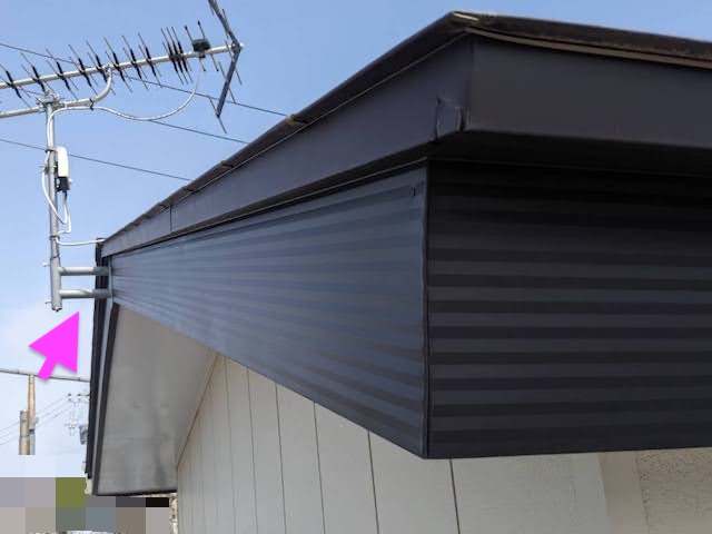 下野市　木製破風板を板金巻きで保護　施工後の写真