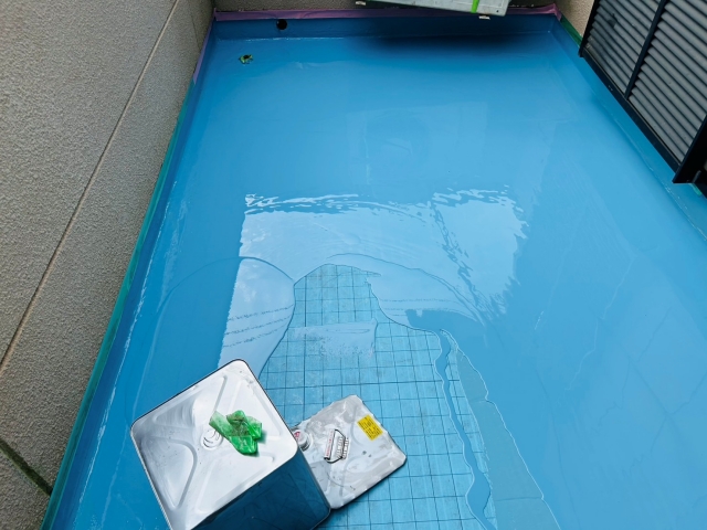 ウレタン防水材1回目塗布