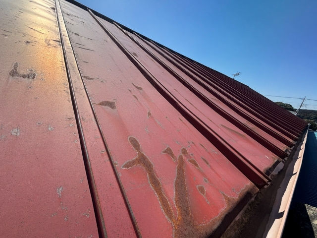 サビは金属屋根の敵