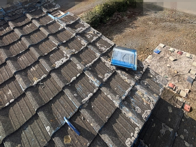 重い屋根は古い家屋の大きな負担に