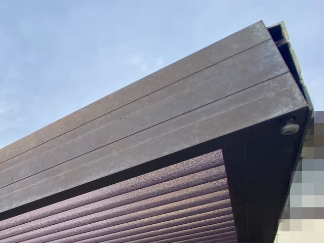 強風でバタついていた既存カーポート波板