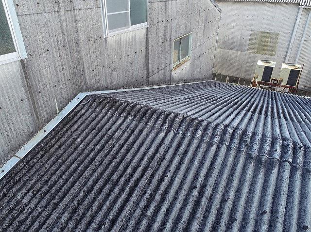 加古川市　工場　スレート屋根　下屋根