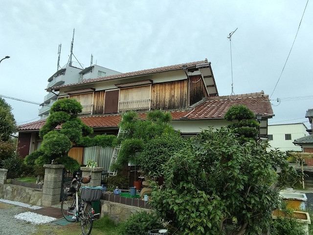 加古川市　雨漏り現地調査
