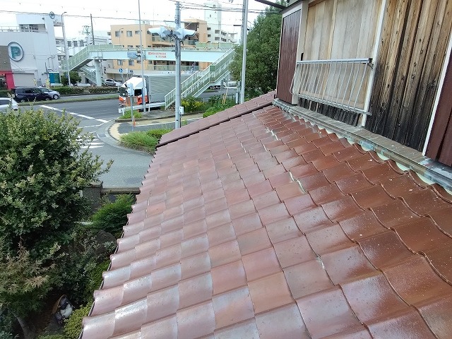 加古川市　下屋根、塩焼き瓦、横から見た様子