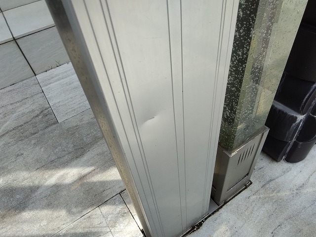 加古川市　宅配ボックスヘコミ