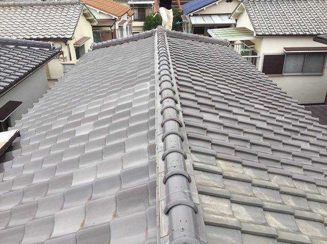 明石市　施工事例　棟　熨斗　釉薬瓦　施工前　棟全景