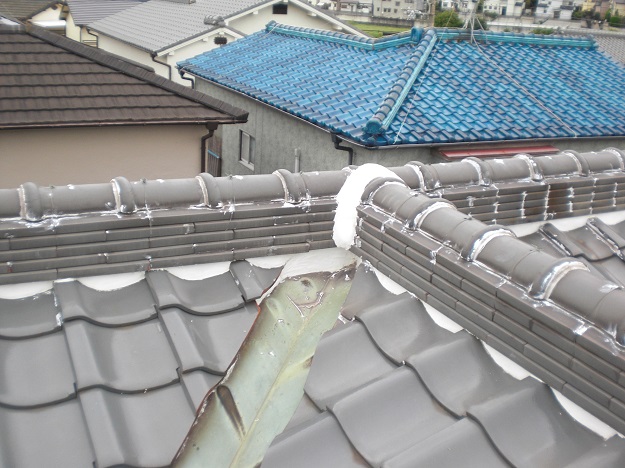 明石市　経年劣化　施工前　棟　谷