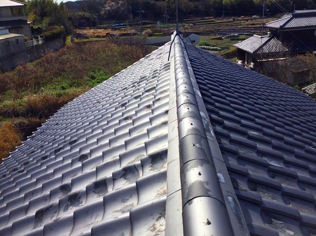 加古川市　屋根補修　本棟全景の状態