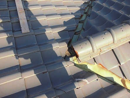 加古川市　谷板金修理　交点部の腐食