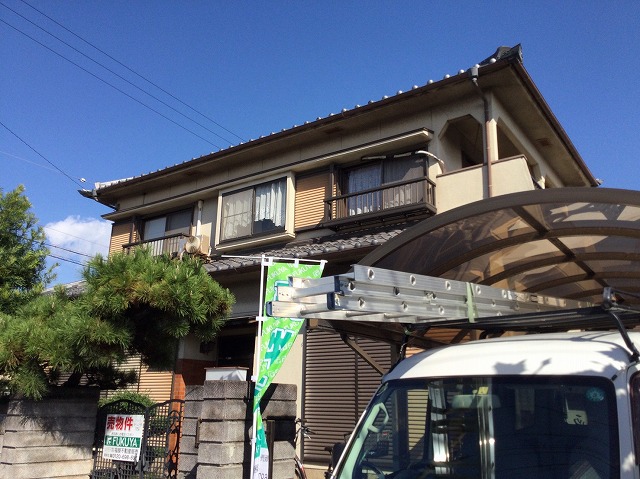 建物全景から安全な動線を確認