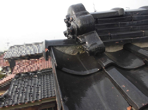 鬼瓦周辺の損耗