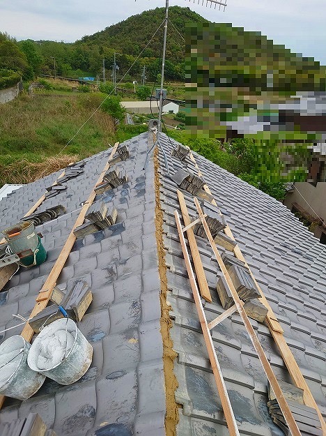 加古川市　屋根補修　芯の通り出し
