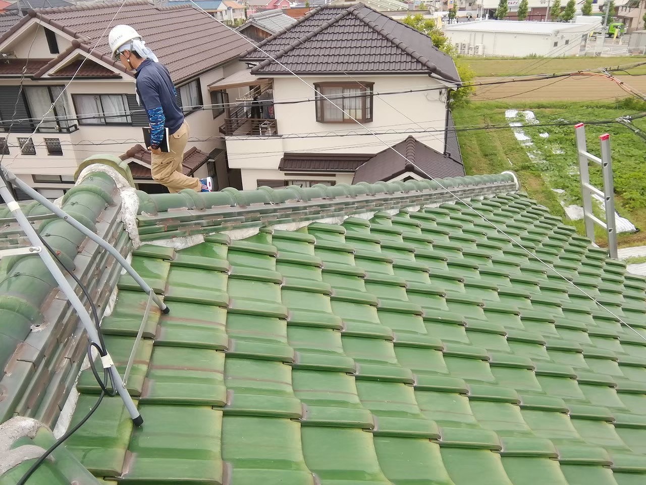和瓦(釉薬瓦)　うぐいす