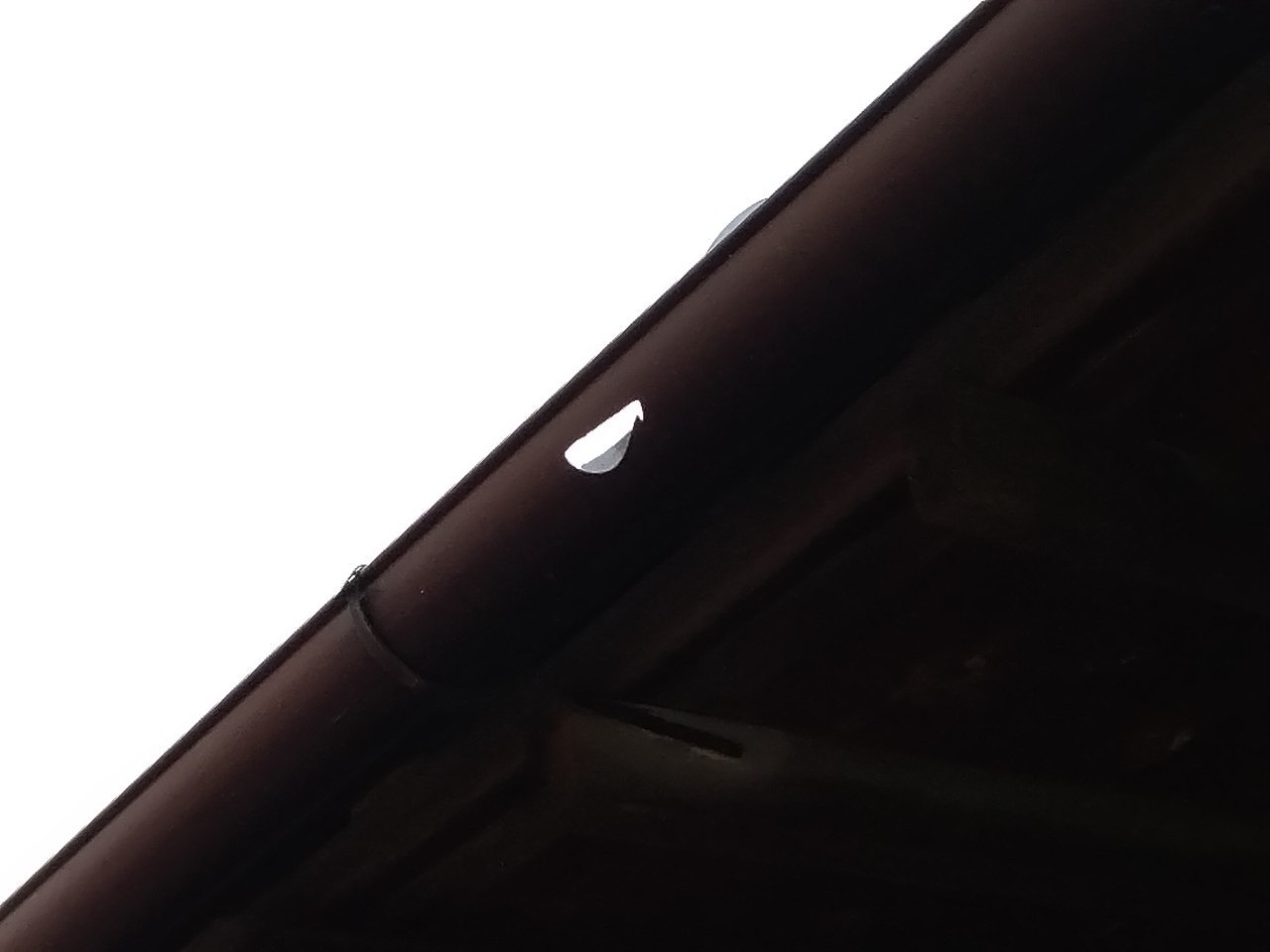 加古郡稲美町　雹で軒樋半丸穴開き