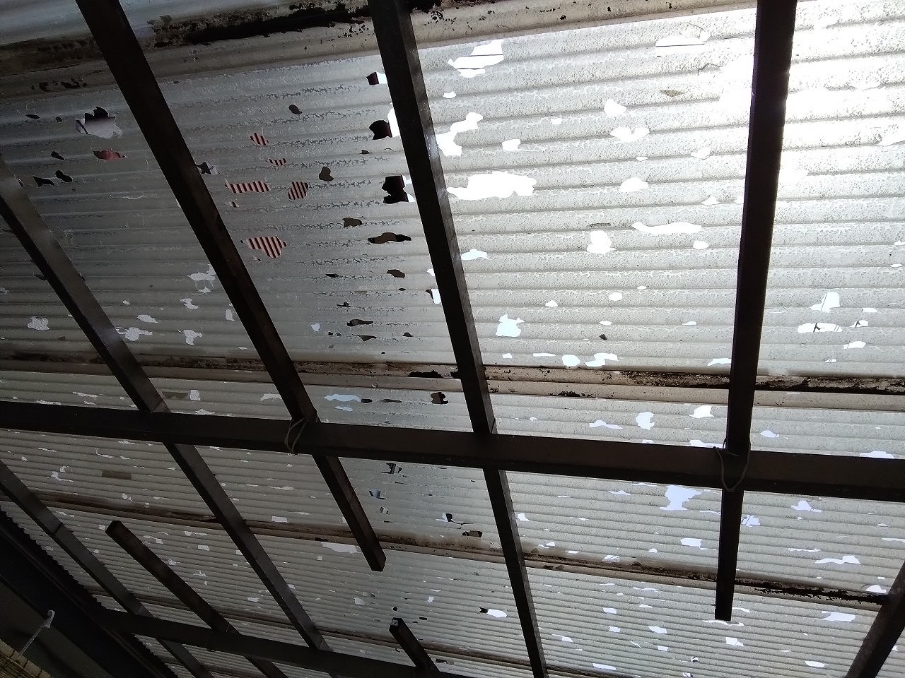 加古川市　雹害で波板破損