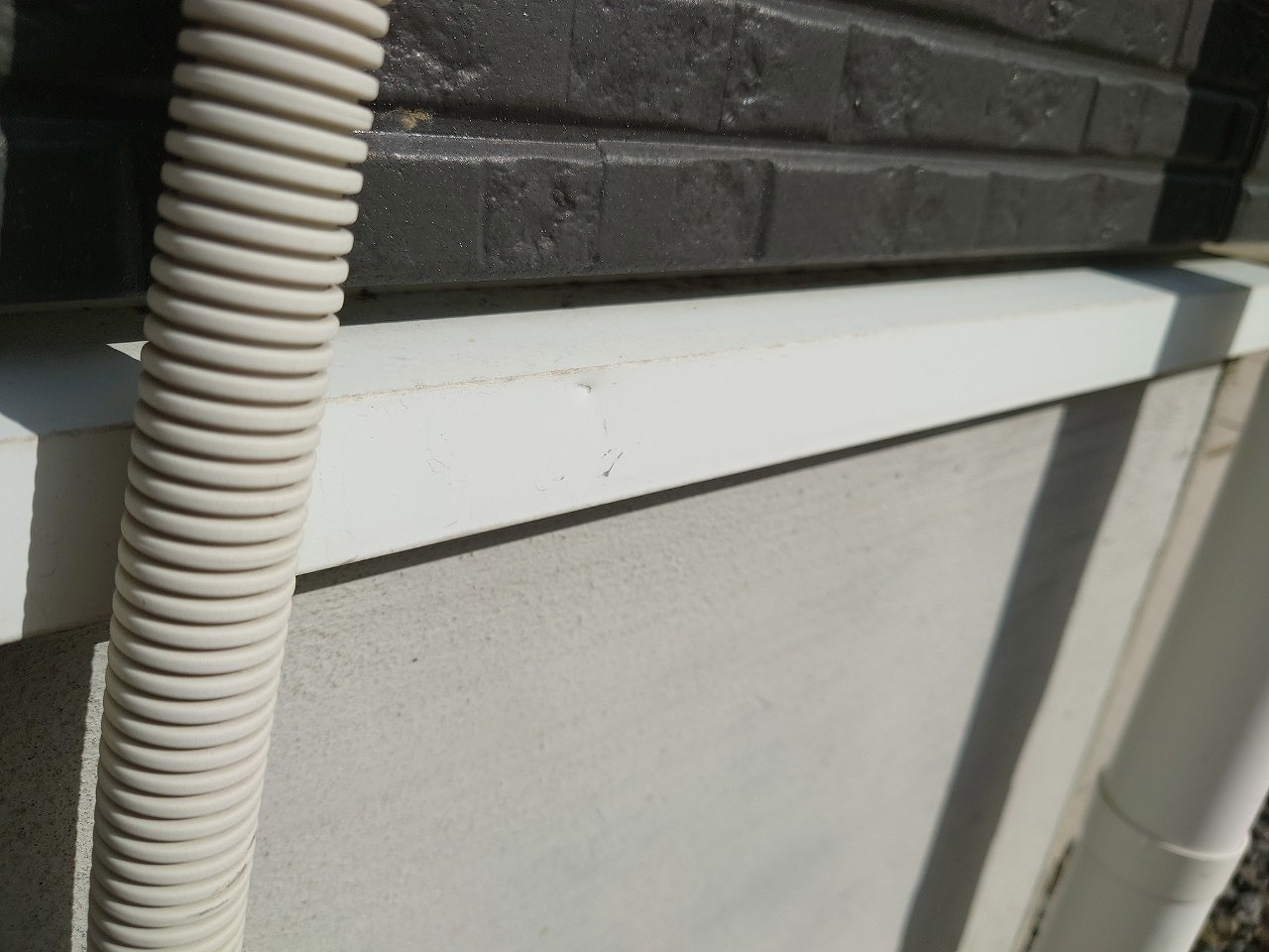 加古郡稲美町　土台水切りへこみ