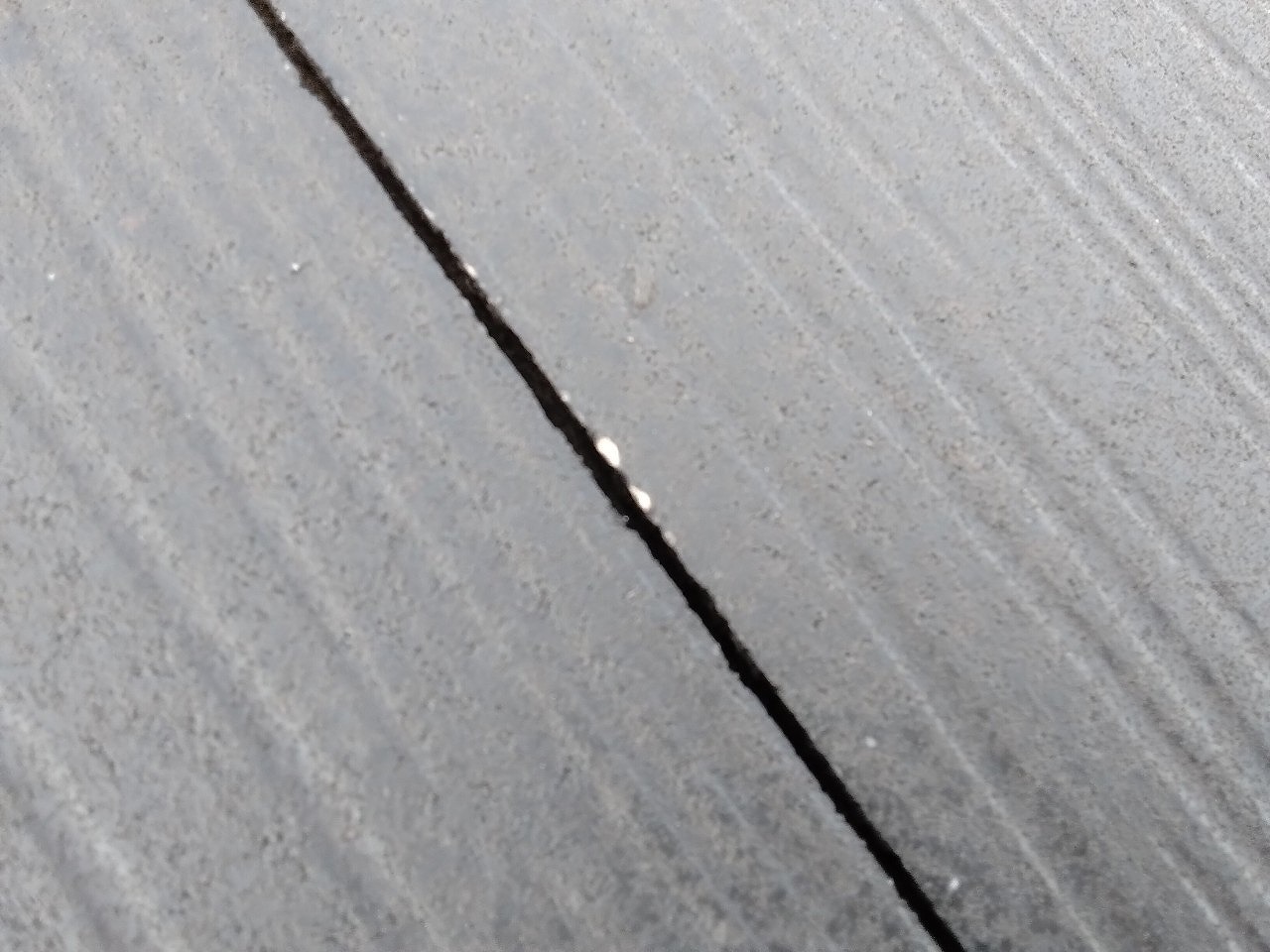 コロニアル小傷