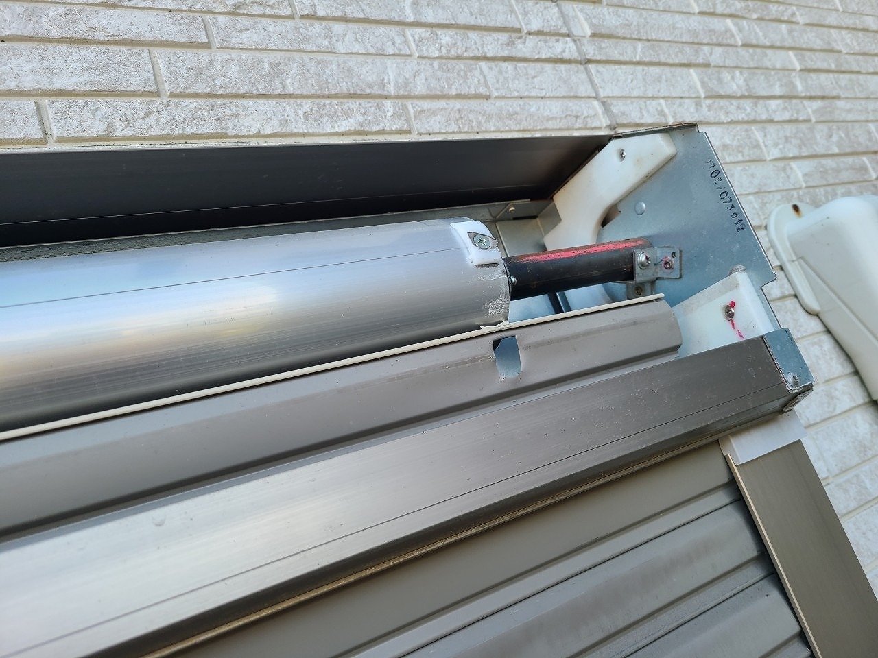 加古川市　シャッター巻き上げ破損