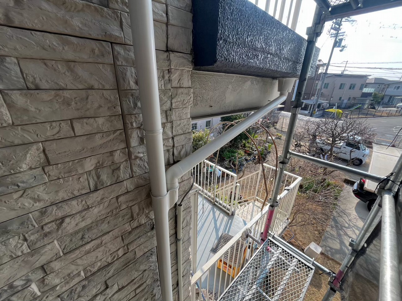 竪樋　60パイ取り付け完了