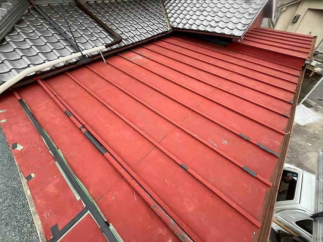 明石市　日本家屋屋根の劣化した屋根